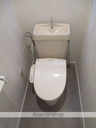和歌山県和歌山市田中町２丁目[2DK/50.47m2]のトイレ