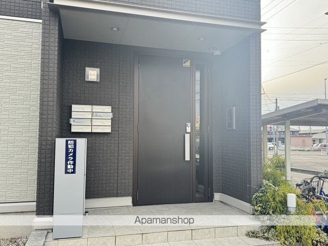 レジデンス神領の玄関写真