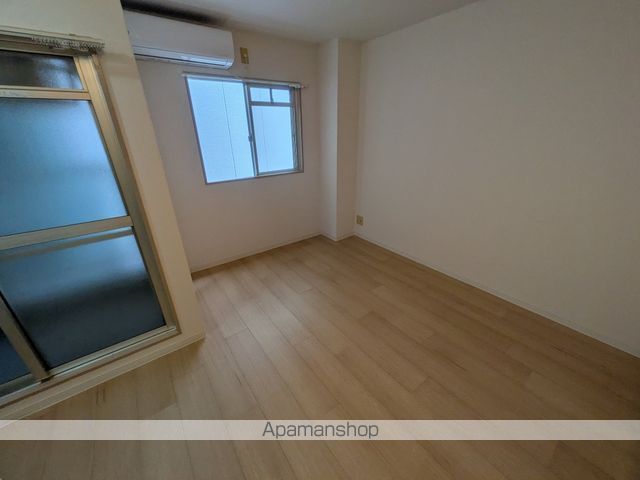 コンフォートハイツ岩崎の内装写真