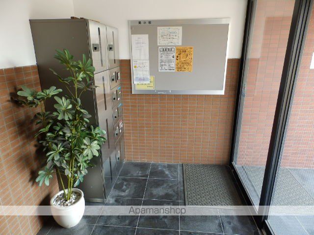 ローズブリック壱番館の玄関写真