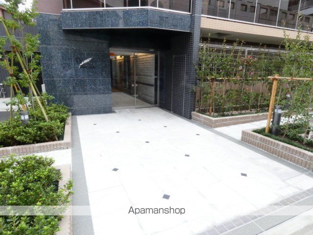 プレール・ドゥーク中野南台の玄関写真