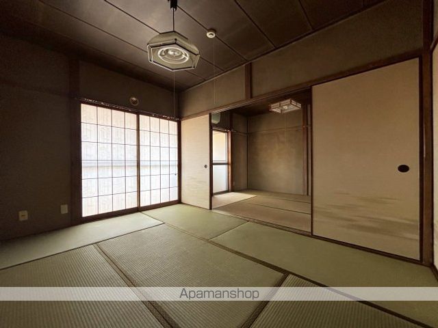 味埜アパートの内装写真