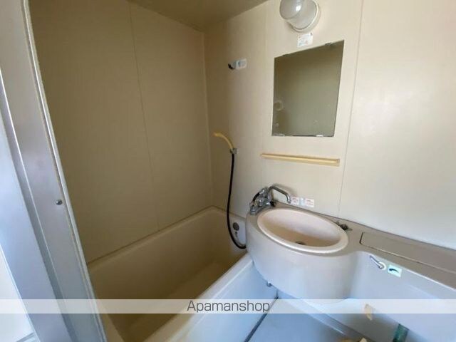 香川県高松市西宝町１丁目[1K/21.21m2]のバス
