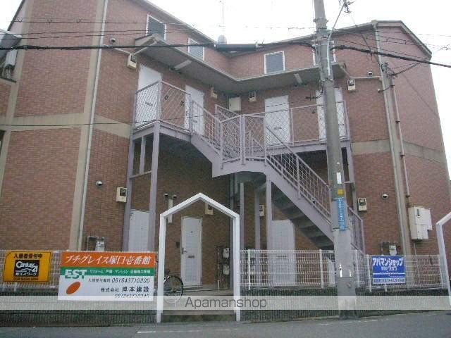 プチグレイス塚口本町 壱番館の外観写真