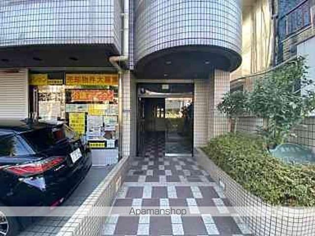 レスターテIIの玄関写真