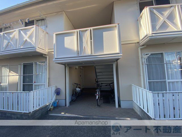 フレグランス南久米 F棟の玄関写真