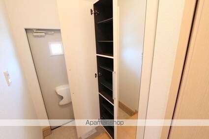 ファミーユＭ[1LDK/45.33m2]の玄関