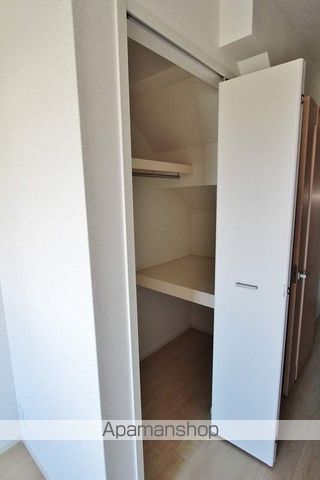 メゾンリヴィエールCの内装写真