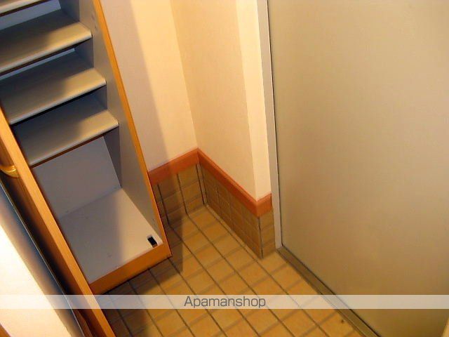 コウノトリの内装写真