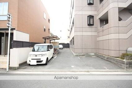 ＳＵＮＣＯＡＴ観音[1K/23.55m2]の駐車場2