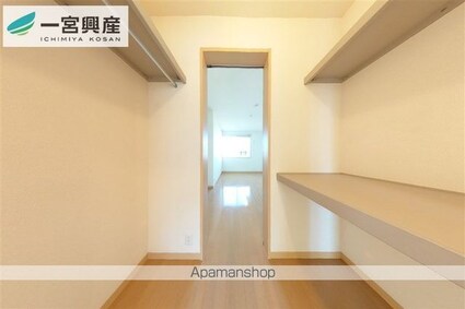 ハーミテージ　Ｃ棟[2LDK/61.6m2]の収納