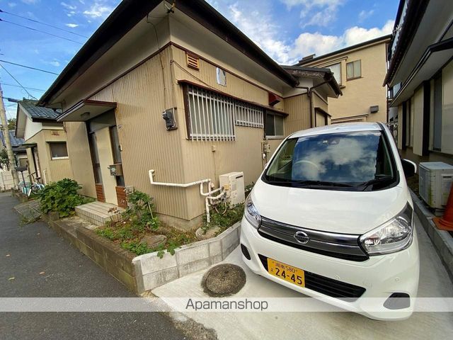 ＪＲ東海道本線 平塚駅 バス乗車時間：10分 最寄りバス停で下車 徒歩1分 1階建 築50年の外観写真