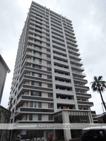 福岡市東区東浜のマンションの外観1