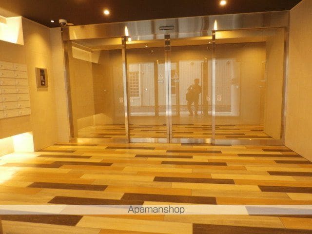 レグラス横濱保土ヶ谷の玄関写真
