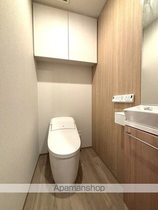 東京都杉並区荻窪２丁目[2LDK/58.93m2]のトイレ