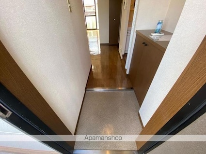 フォブール八栗[1LDK/40.04m2]の玄関