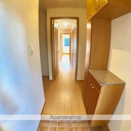 ソレイユ　イズミⅠ[1LDK/44.18m2]の玄関