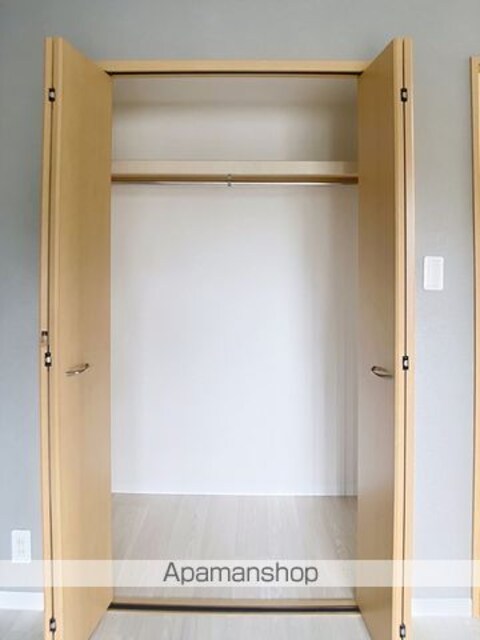 ヴィクトワール南方[1R/31.59m2]の収納