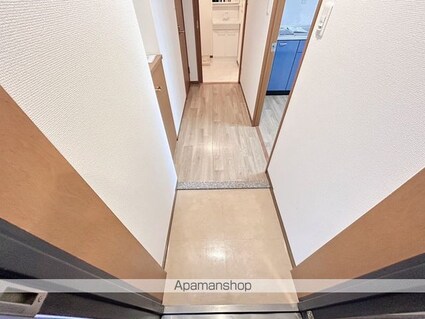 アンフィニ河原町[1K/32.83m2]の玄関