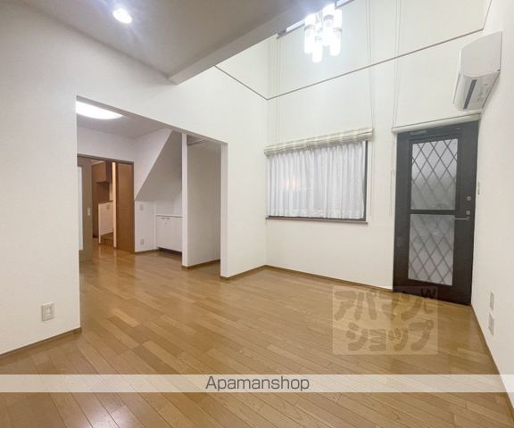 上京区新美濃部町貸家の内装写真