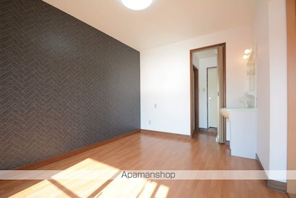 ヴィラ・シティ　ハナナカ[2K/39m2]の内装3