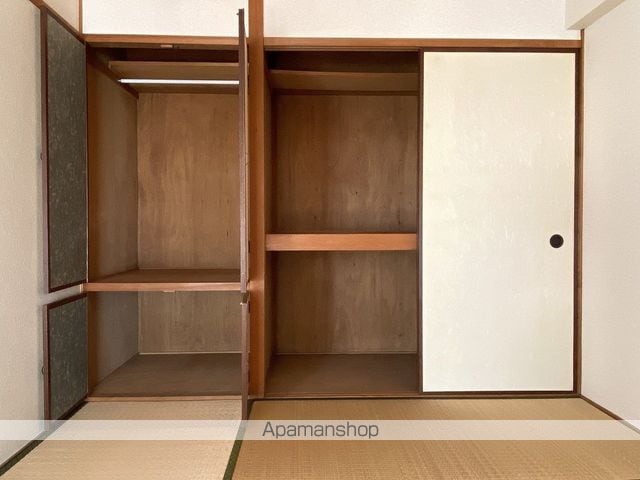 ファーストイン手柄の内装写真