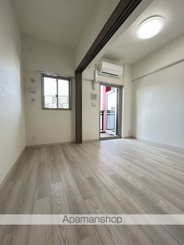 ESTEM COURT新大阪XVIパルスの内装写真