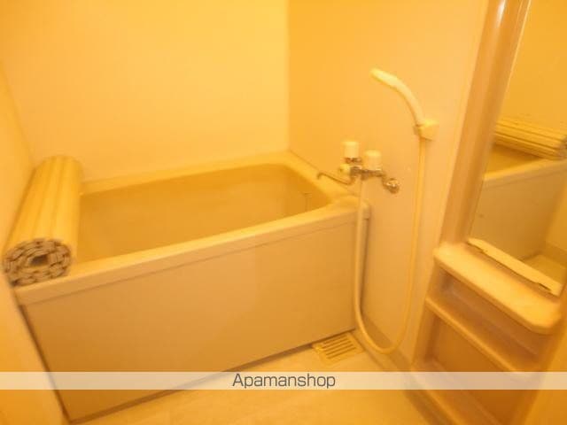 ROOMYかんのの内装写真