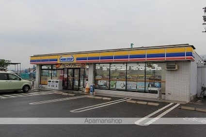 リリックガーデン[2LDK/55.6m2]の周辺2