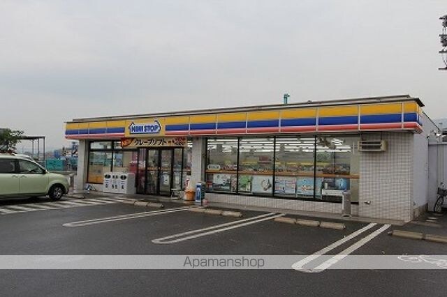 香川県高松市新田町甲[2LDK/59.58m2]の周辺2