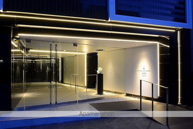 グランドコンシェルジュ世田谷アジールコートの玄関写真