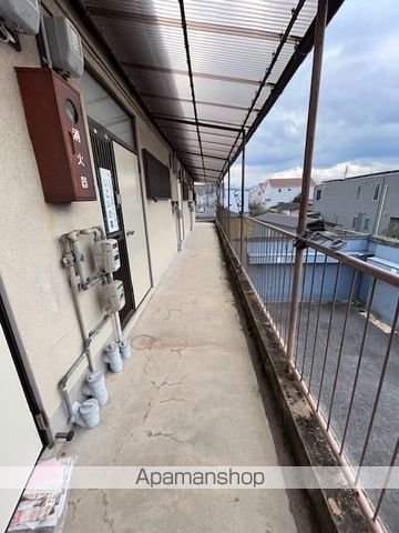 吉田ハイツの玄関写真