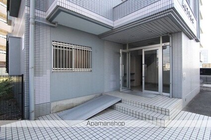 ＡＣＴＹ梅本Ⅰ[3LDK/76.5m2]のエントランス1