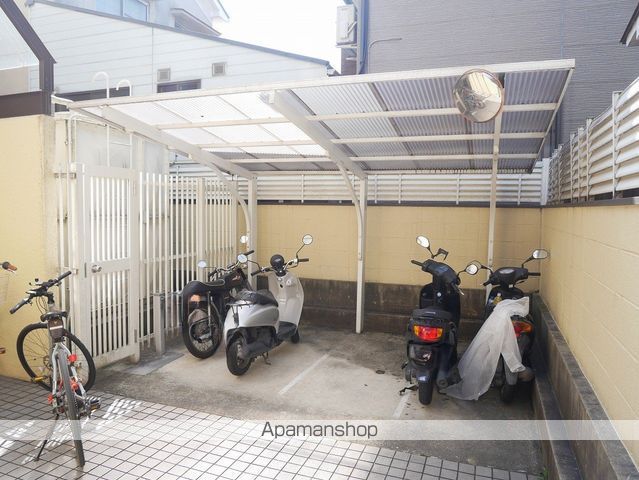 クレセント三宝の外観写真