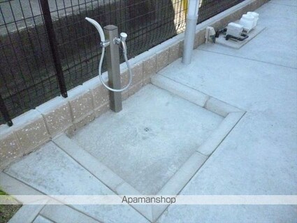 和歌山県和歌山市出島[1LDK/45.82m2]の共用部1