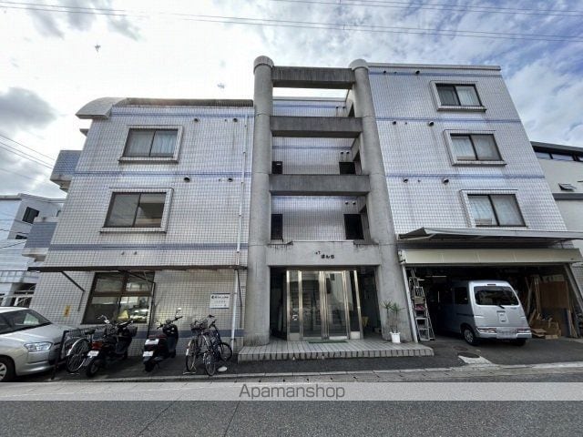 No7ヤスモトほんぢの外観写真