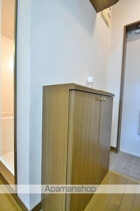 岡山県岡山市北区島田本町１丁目[1K/26.5m2]の玄関