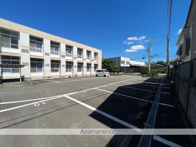 レオパレス向Ｂ[1K/19.87m2]の駐車場1
