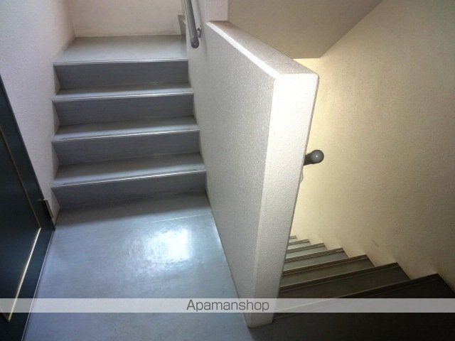 シンエービルの内装写真