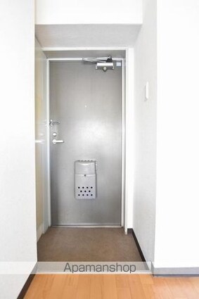 ラ・パルフェ・ド・コリドール[1R/19m2]の玄関