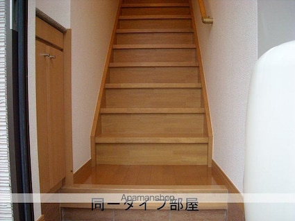 東京都練馬区谷原１丁目[1K/32.53m2]の玄関
