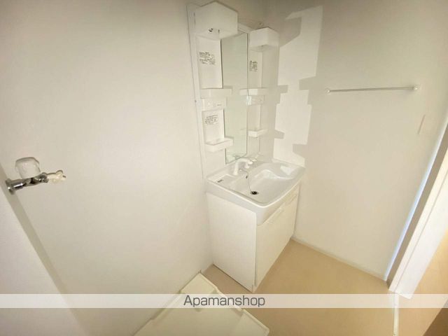 福井市 2階建 築15年の内装写真