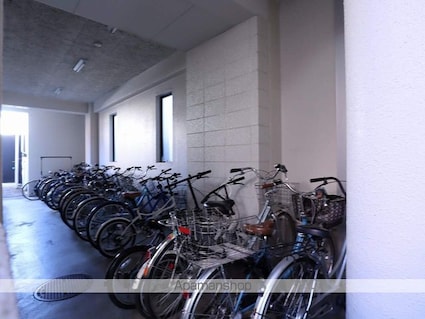 第２コマツハイツ[1R/21m2]の駐車場