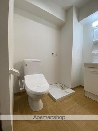 プレシャスタイム中央町ツインタワー北[1K/28.5m2]のトイレ