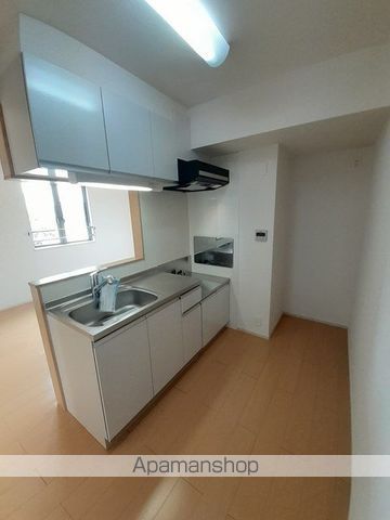 メゾン ド ペルレ 住村IIの内装写真