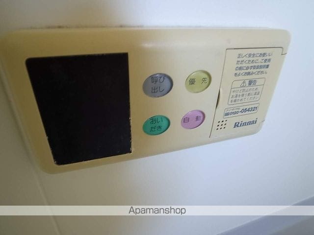 リビングタウン南青山 DEFの内装写真