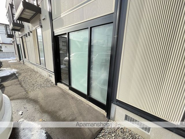 ウィンディア万勝IVの玄関写真