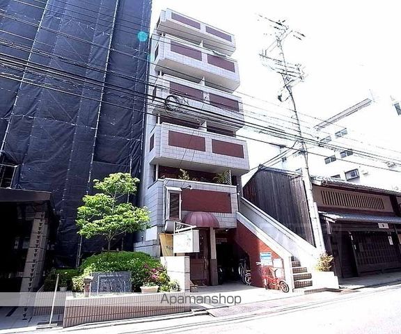 ロイヤルシップの外観写真