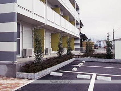 レオパレスポセイドン[1K/23.18m2]の外観3