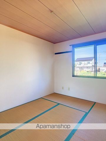 ロイヤルサンステージA棟の内装写真